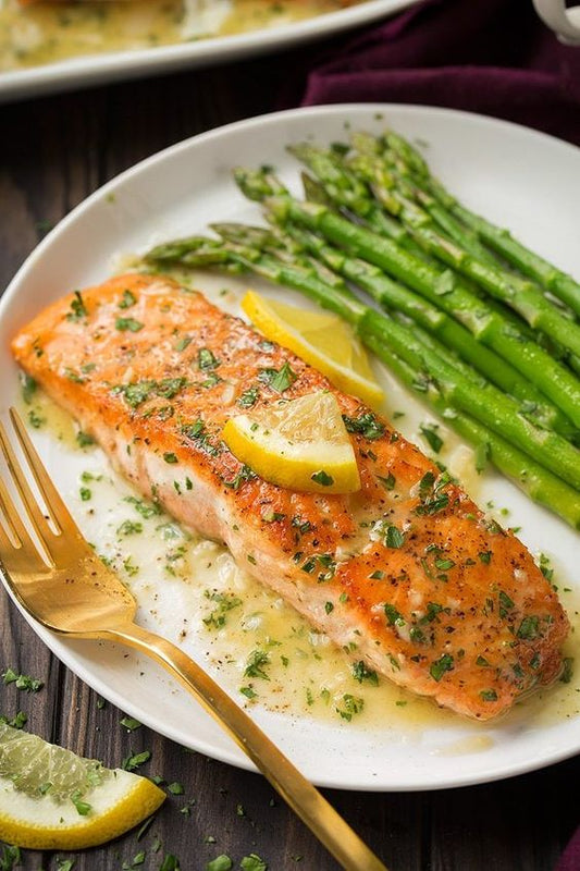 Salmon Fillet with Lemon Herb Dressing