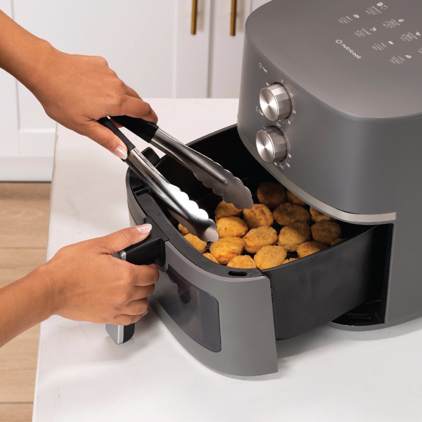 Air Fryer Essentials - Classic Vision 5.2L