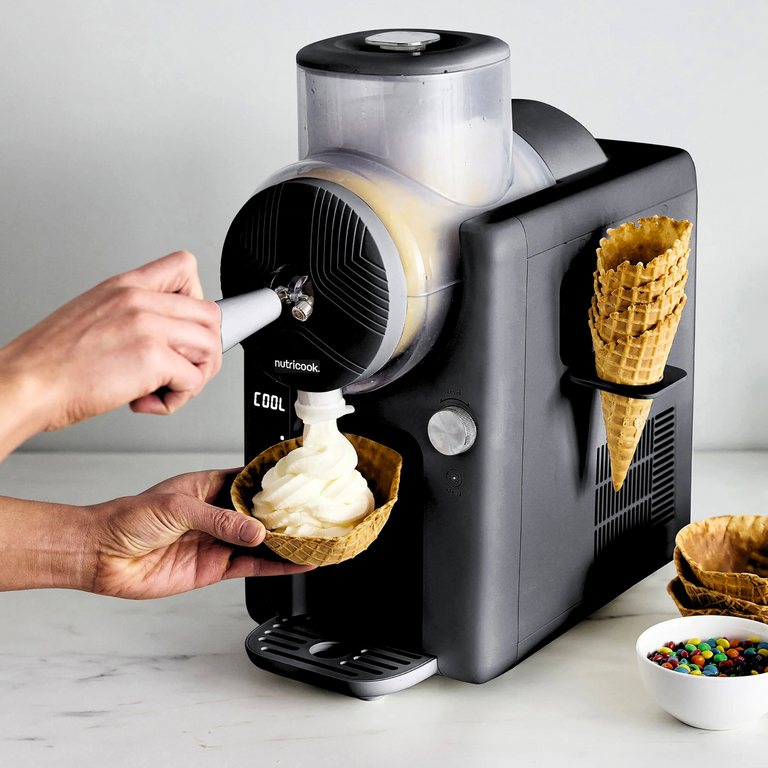 Frost - Ice Cream Maker, Slushie, Sorbet & Milkshake