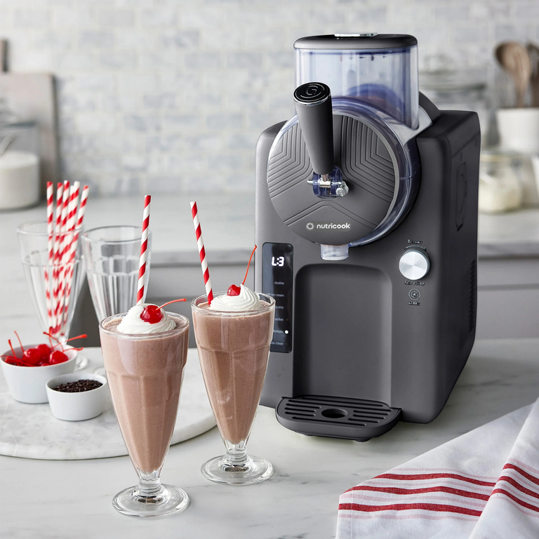 Frost - Ice Cream Maker, Slushie, Sorbet & Milkshake