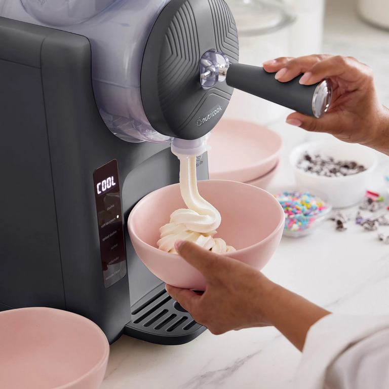 Frost - Ice Cream Maker, Slushie, Sorbet & Milkshake